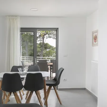 With Swimming Pool Brela, Makarska - 19345 * Brela